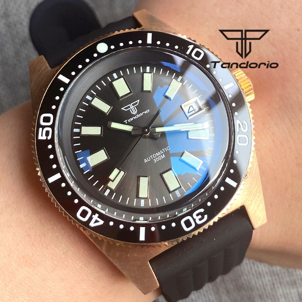 Tandorio 62 MAS CUSN8 reloj au - Rubber Strap Diver reseña y precio